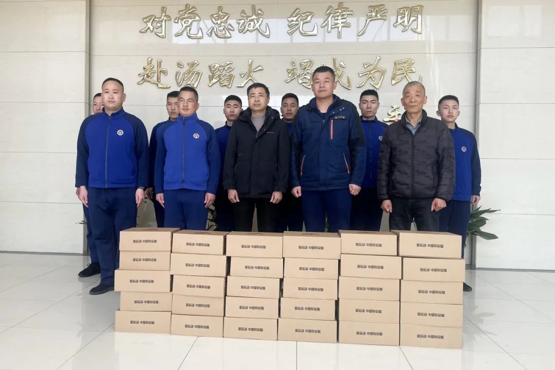 Menyambut musim bunga dan menghantar kehangatan | Polyester Changshu mengucapkan tahniah kepada Briged Bomba Dongbang